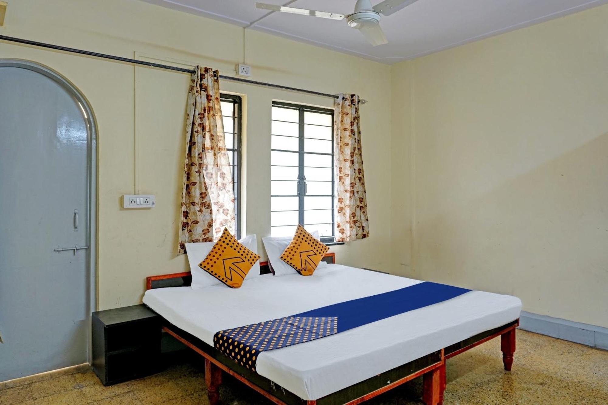 Spot On Hotel Prakash Residency, Near Hanuman Gym Ajmera Colony, Pimpri Exterior foto