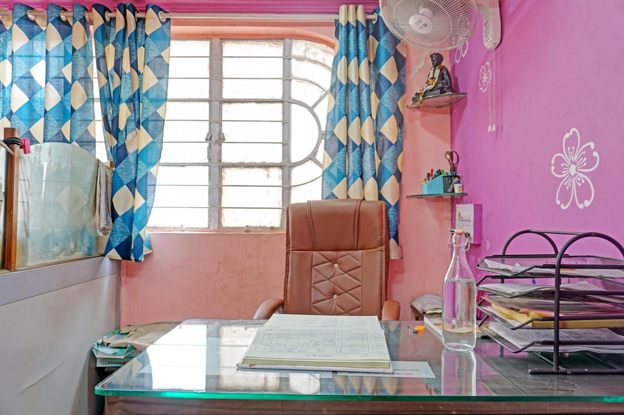 Spot On Hotel Prakash Residency, Near Hanuman Gym Ajmera Colony, Pimpri Exterior foto