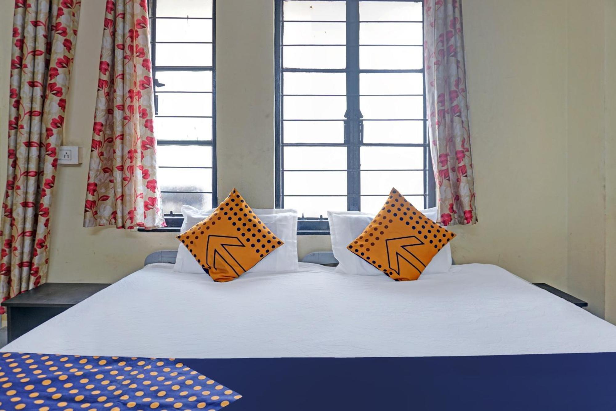 Spot On Hotel Prakash Residency, Near Hanuman Gym Ajmera Colony, Pimpri Exterior foto