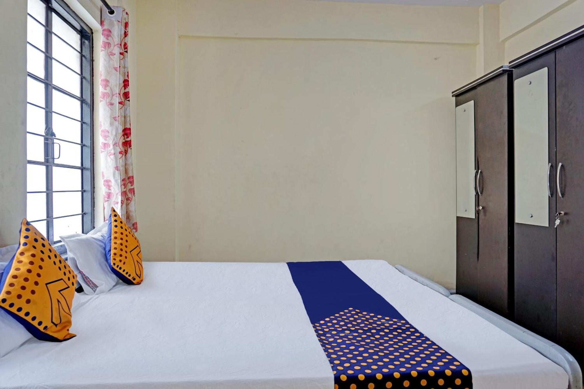 Spot On Hotel Prakash Residency, Near Hanuman Gym Ajmera Colony, Pimpri Exterior foto