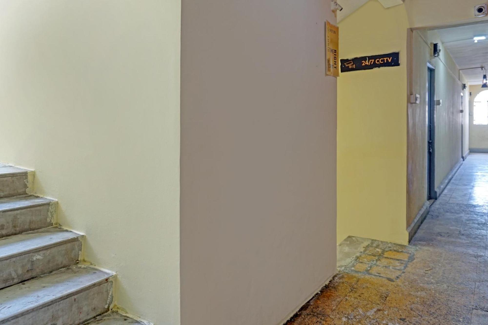 Spot On Hotel Prakash Residency, Near Hanuman Gym Ajmera Colony, Pimpri Exterior foto